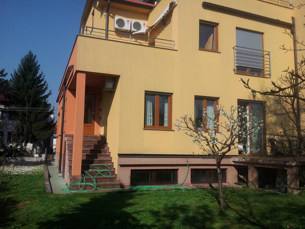 Apartman Maksimir Lux Zagreb-145M2 エクステリア 写真
