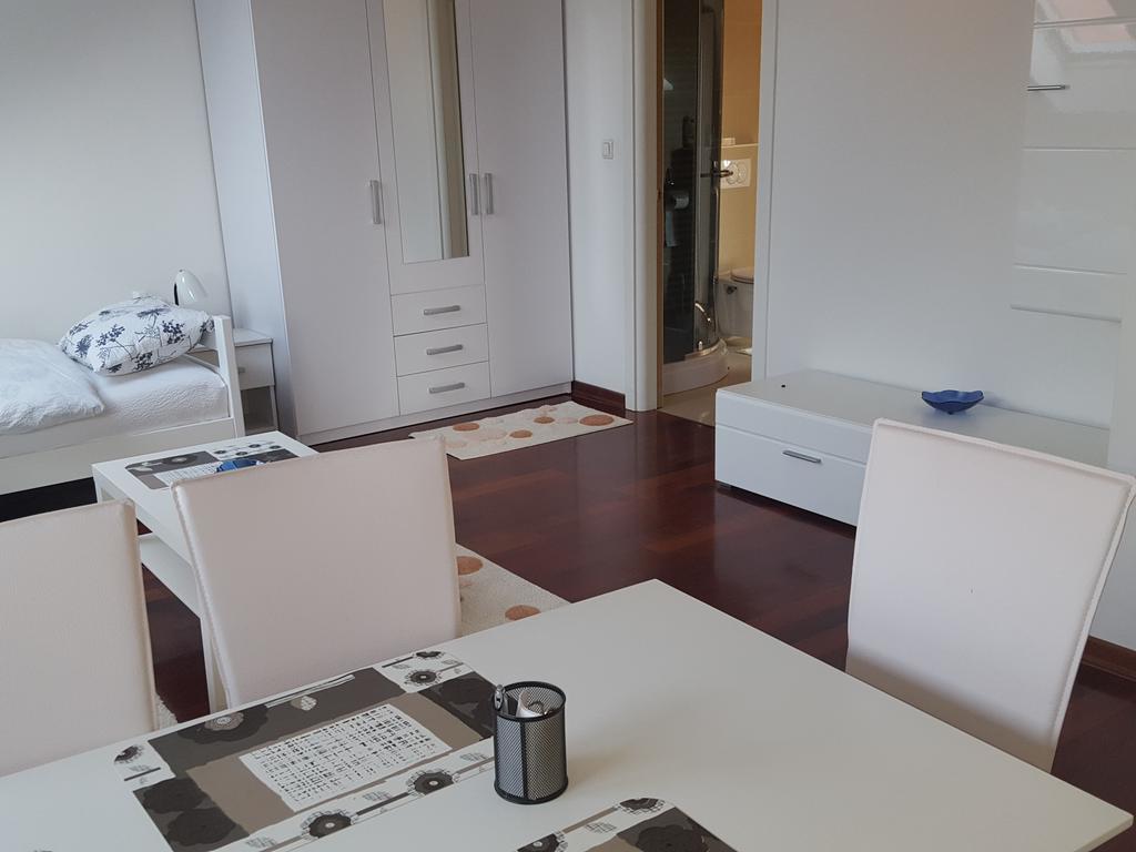 Apartman Maksimir Lux Zagreb-145M2 エクステリア 写真