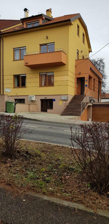 Apartman Maksimir Lux Zagreb-145M2アパートメント エクステリア 写真