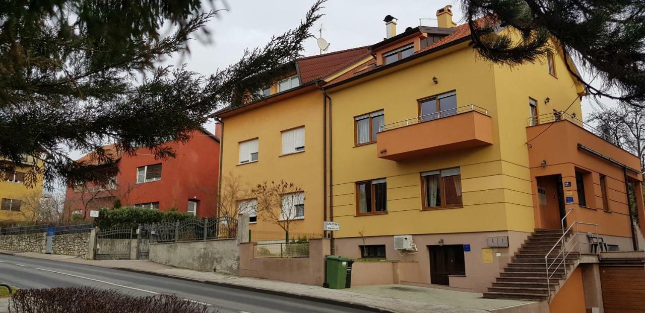 Apartman Maksimir Lux Zagreb-145M2 エクステリア 写真
